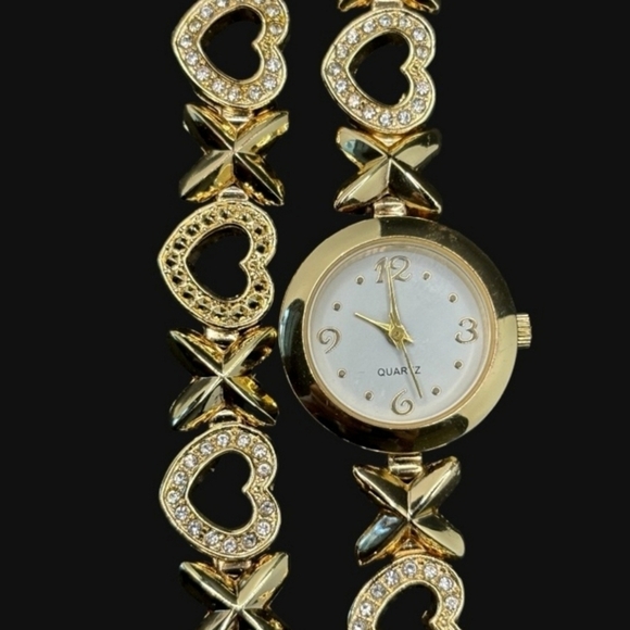 Gold Tone Rhinestone Heart & X Design Linked Watch & Bracelet Sets New Battery! - Picture 9 of 12